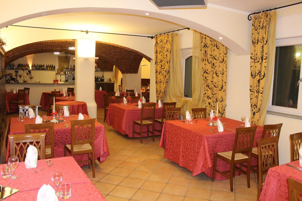 Hotel Ristorante La Torretta Bianze Exterior photo